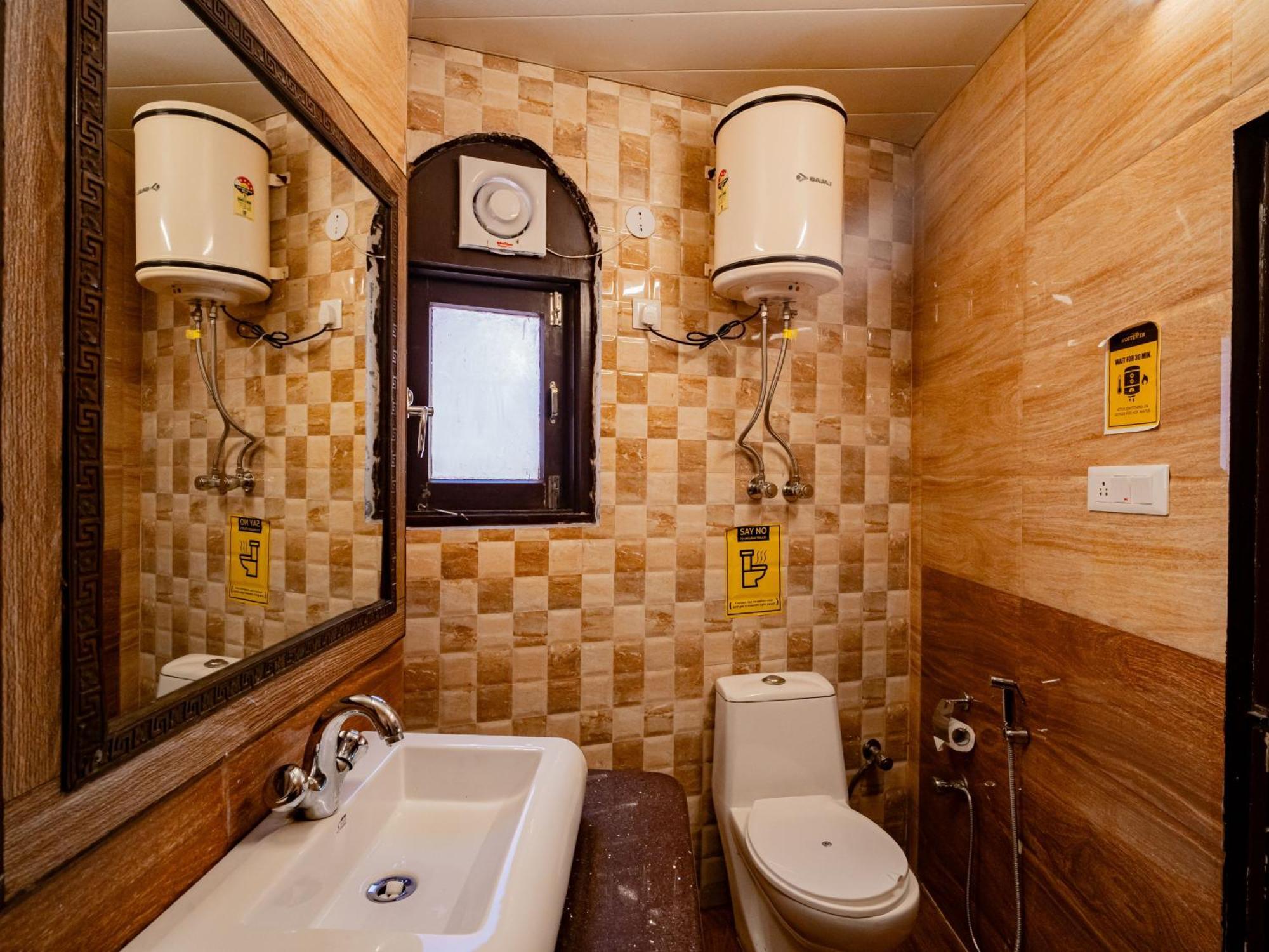 The Hosteller Shimla Phòng bức ảnh