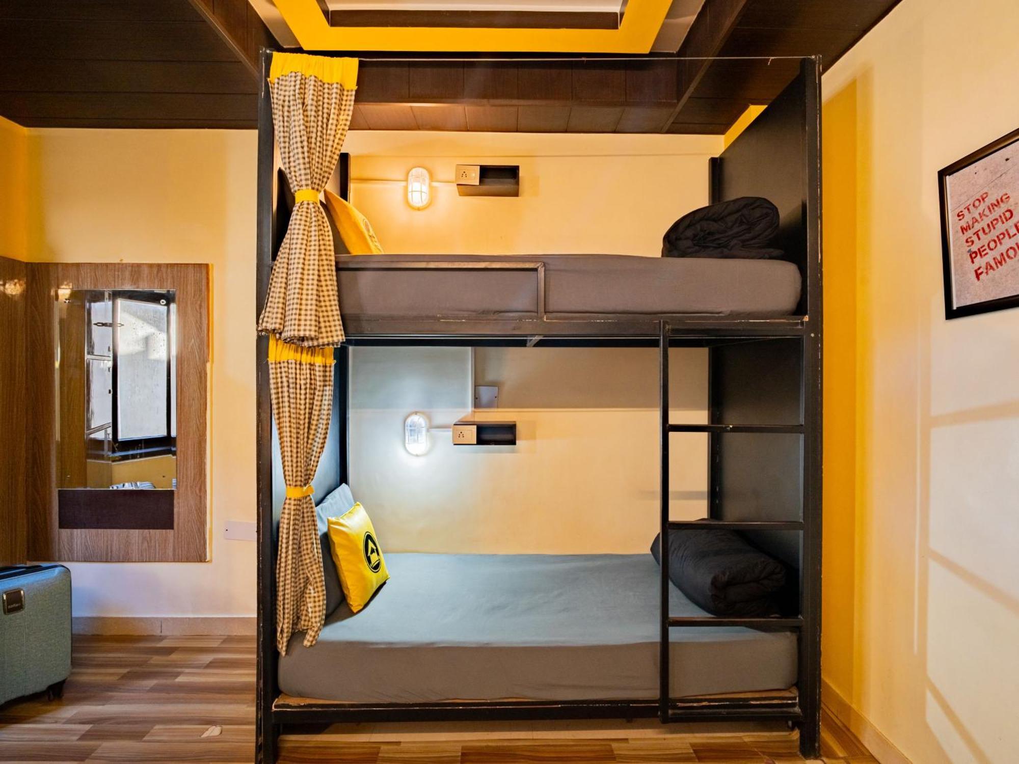 The Hosteller Shimla Phòng bức ảnh